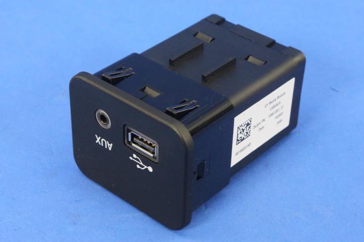 USB Connector Terminal Mopar 68166001AC