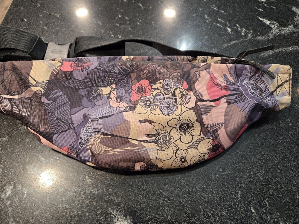 Nike Mushroom Waistpack Minor Damage Please Read Description