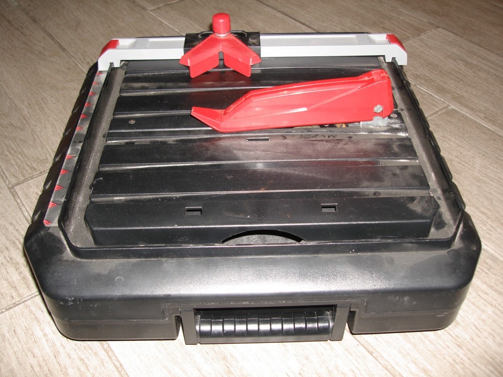 Drill Master 4 1/2” Tile Saw With Wet Tray Complete EUC