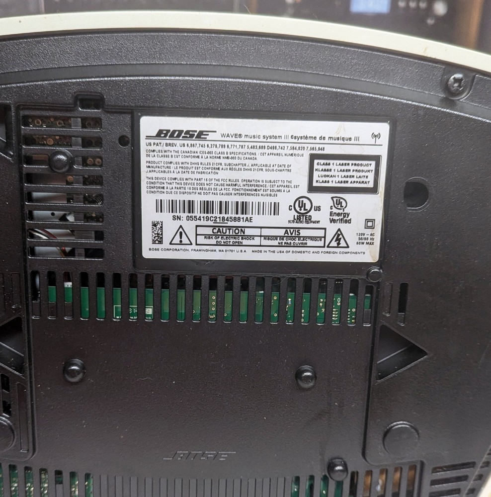 BOSE Wave Music System III with original box and remote control