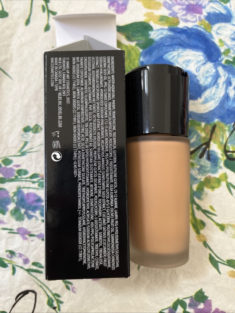 Mac Studio Fix Fluid Broad Spectrum Matte Foundation (NC27) (30ml)