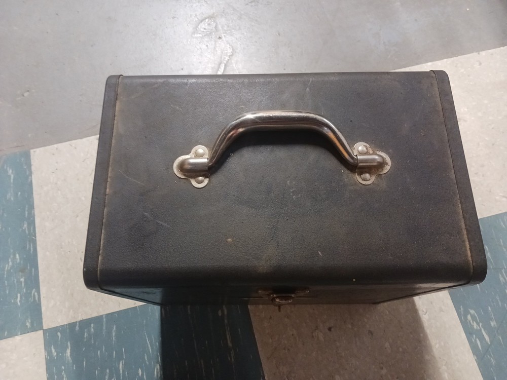 Vintage Craftsman 1476 Pad Sander Empty Metal Tool Box, Used