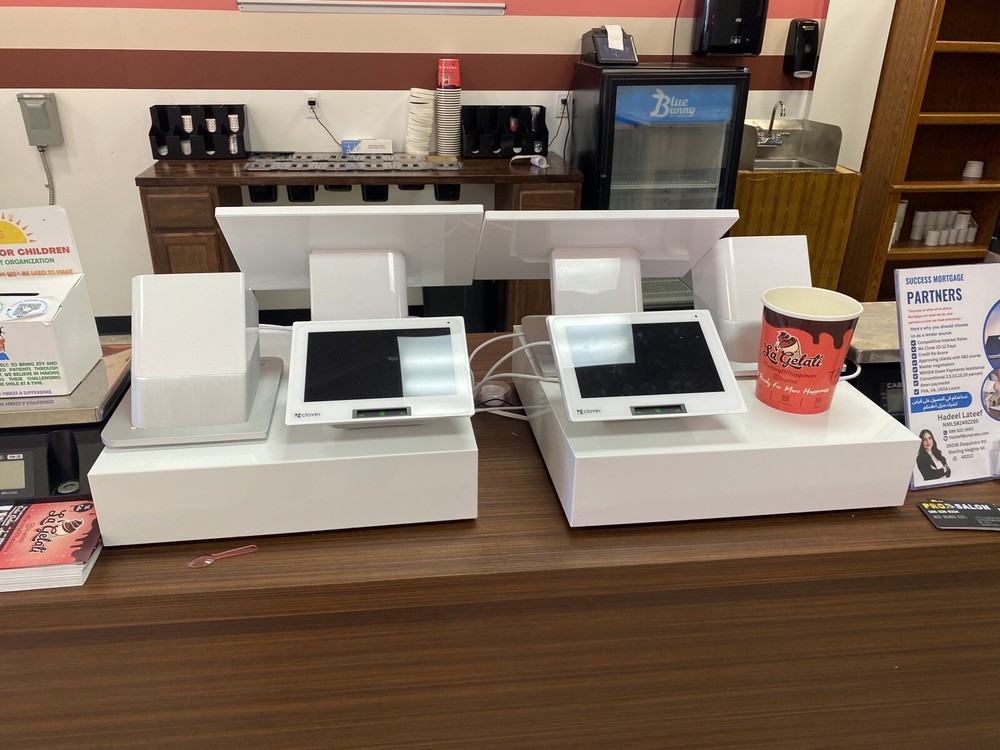 Large Ice Cream Store Closed, Selling Equipment Individually