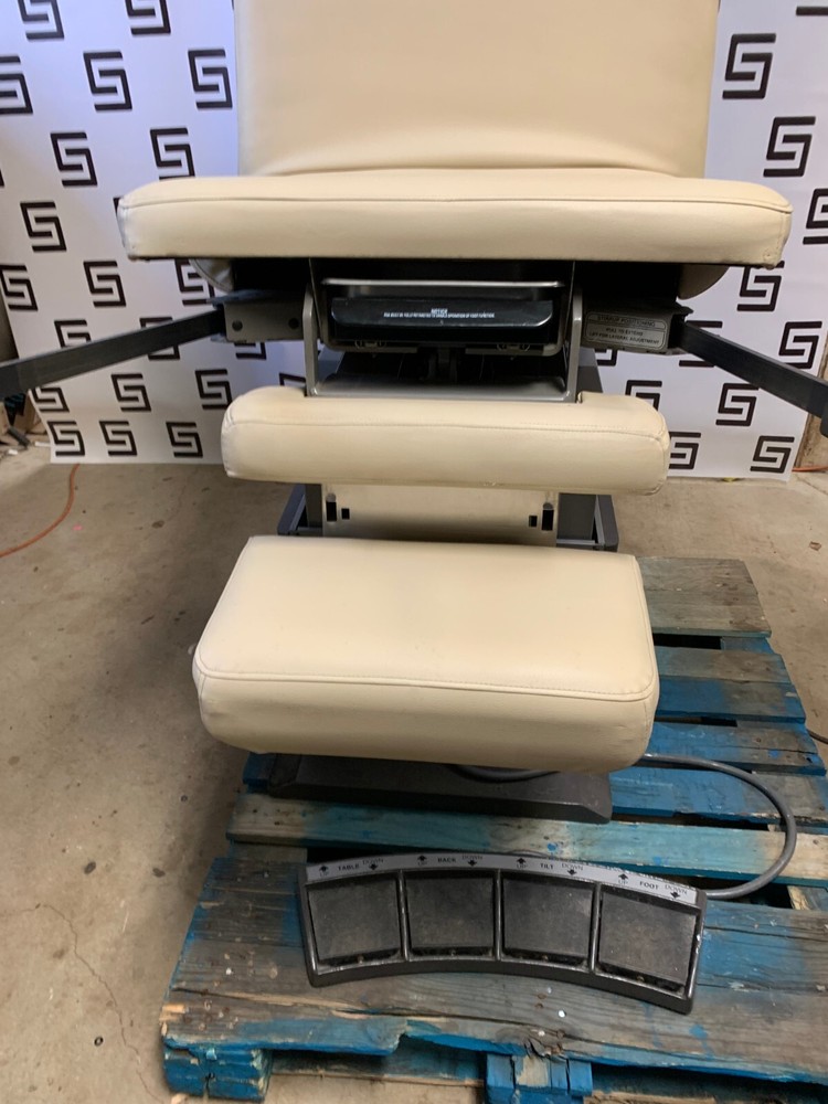 Ritter 75 Evolution Procedure Chair Power Examination Exam Table W/ Pedal