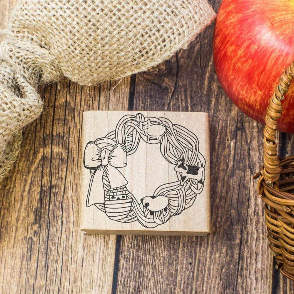 Yarn Wreath Art Rubber Stamp