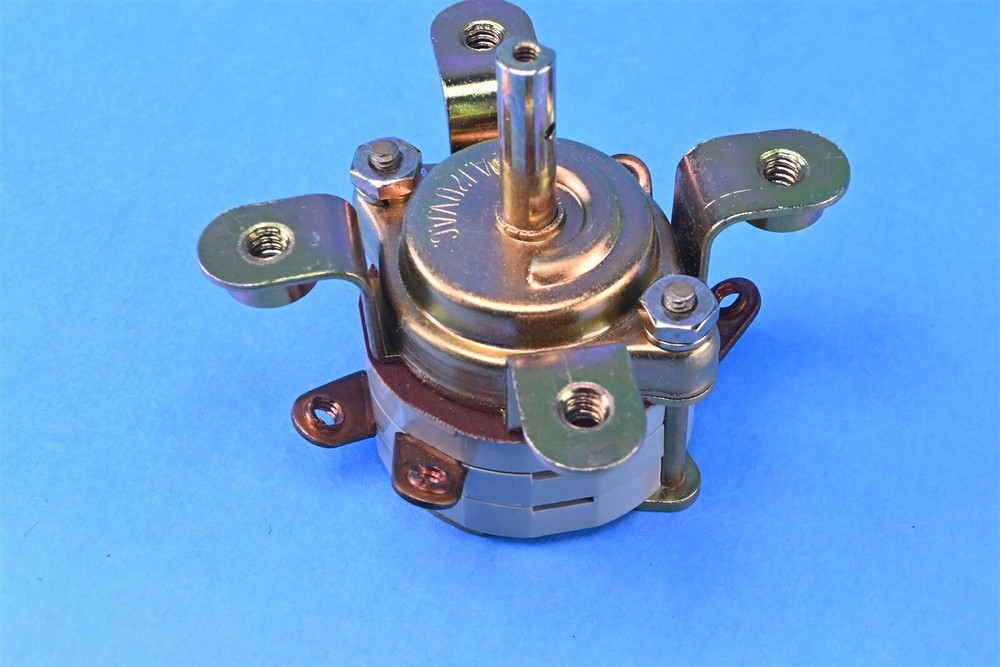 Mil-Spec Electro Switch Rotary Switch 121102LL 120VAC