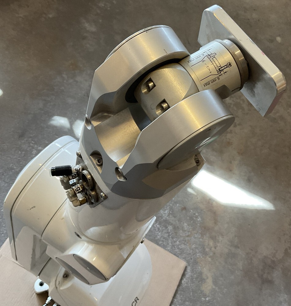 Staubli Unimation RX60 LCR Robot Arm