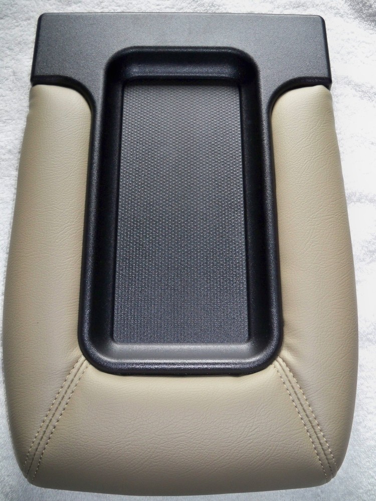 FRONT BENCH CONSOLE COMPARTMENT LID TAN NEUTRAL SILVERADO