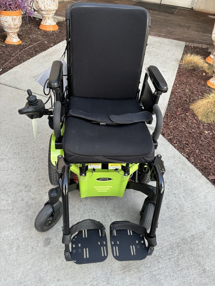 Quickie Pulse 6 motorized wheelchair