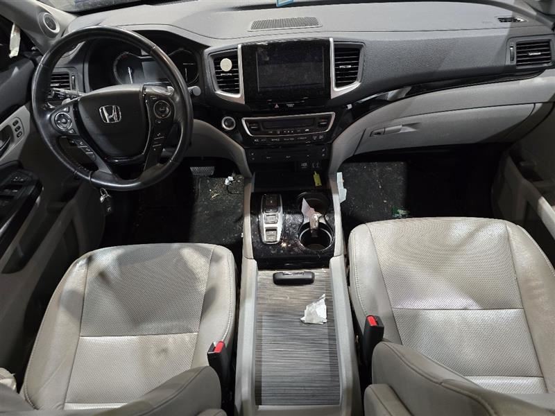 PILOT 2016 Dash Bezel 608572