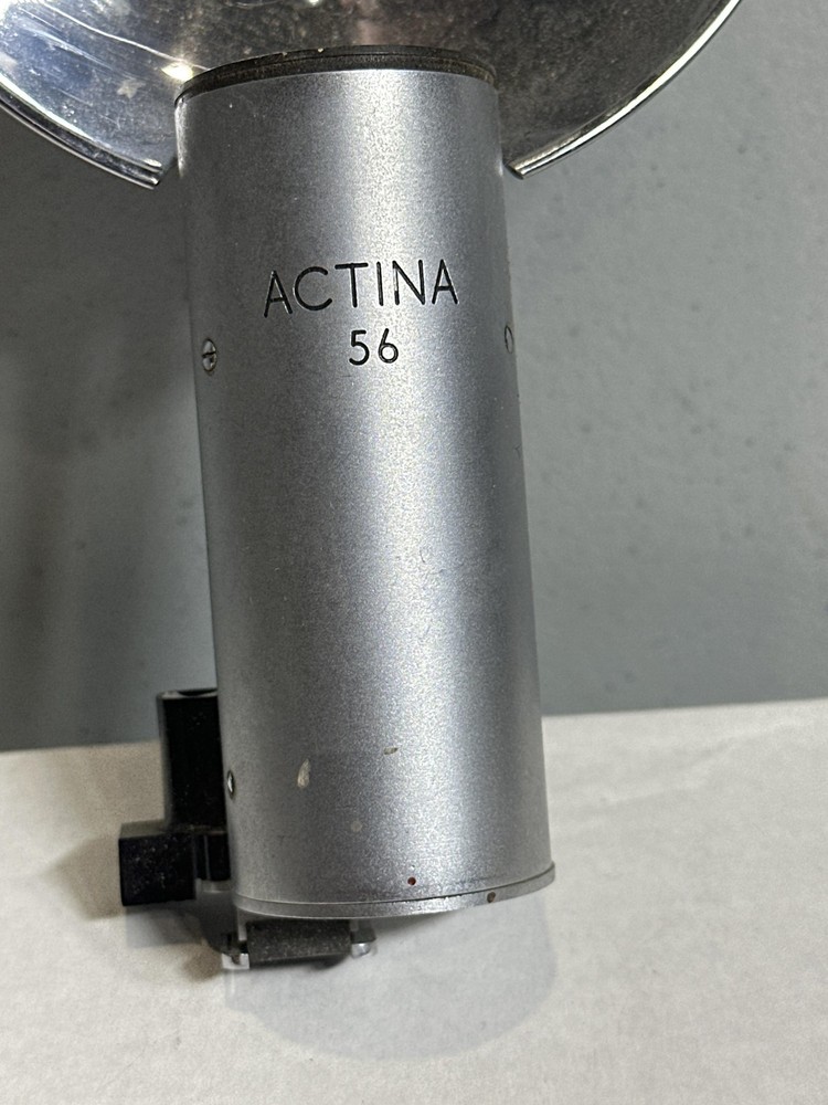Actina 56 Flash Camera Accessory Silver Removable Reflector Attachments