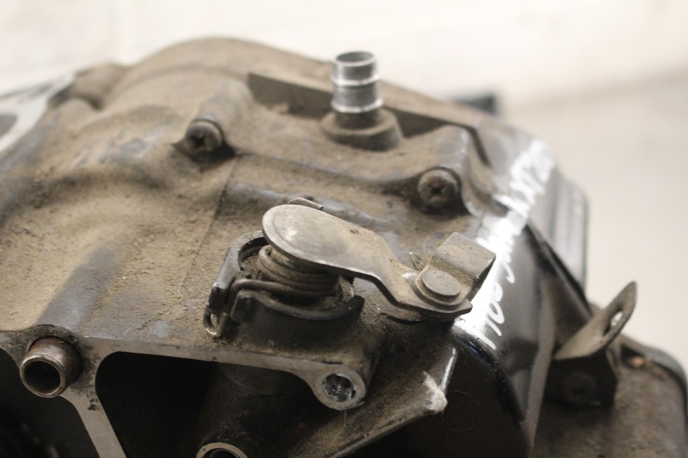 1982 Yamaha XT200 ENGINE MOTOR BOTTOM 7SM3220