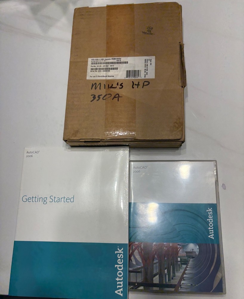 AutoCAD Autodesk 2006 DVD With Getting Started Book & Product Key IMMACULATE
