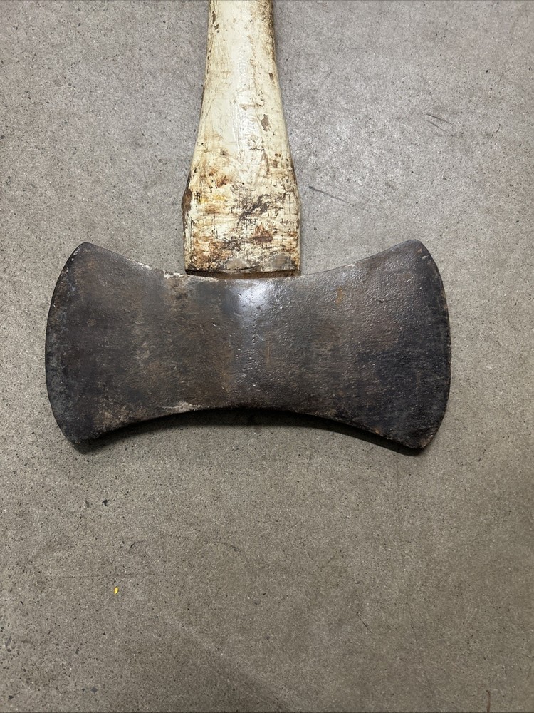 True Temper Kelly Works Flint Edge. Double Bit Axe with Original Handle