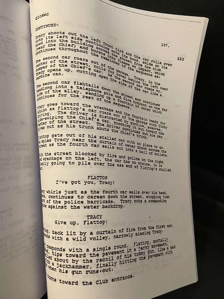 Walt Disney Studios DICK TRACY (1990) SCREENPLAY Warren Beatty RARE SCRIPT Book