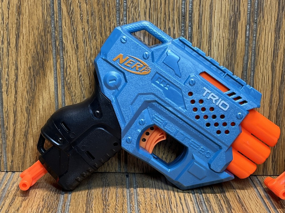 NERF Elite 2.0 Trio TD 3 Blaster - 2 Nerf Guns