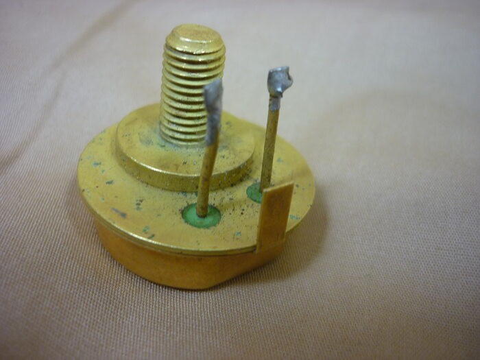 Microchip Technology Transistor USN 2N1016B Vintage Electronics 26A068