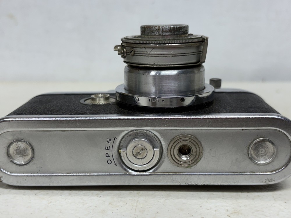 Argus F4 Anastigmat with carrying case UNTESTED! AS IS