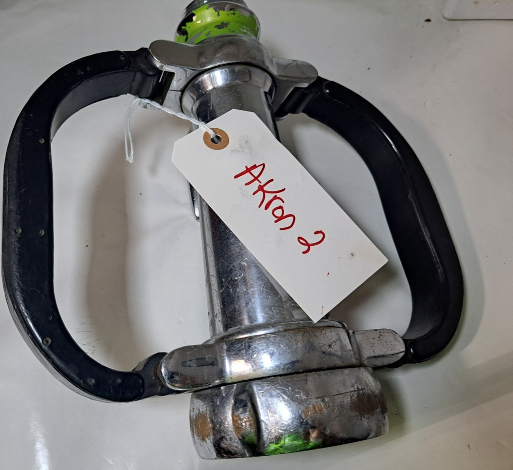 AKRON BRASS 2 Handle Heavy Fire pLAYPIPE