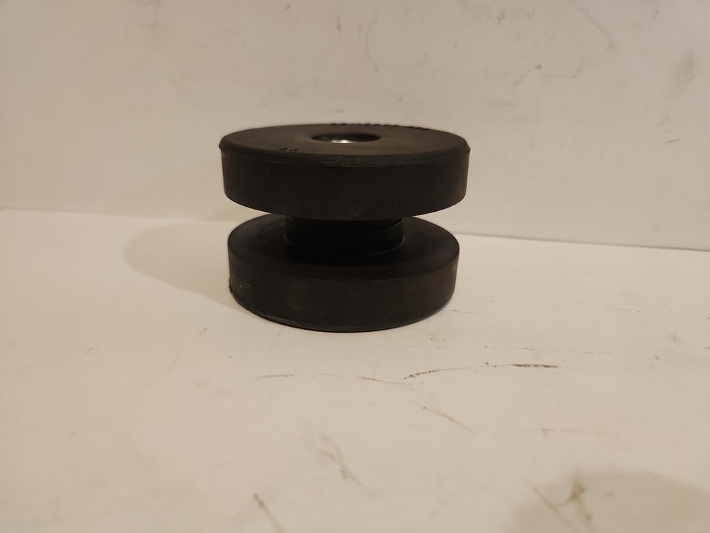 Freightliner Radiator Mount 05-16070-000