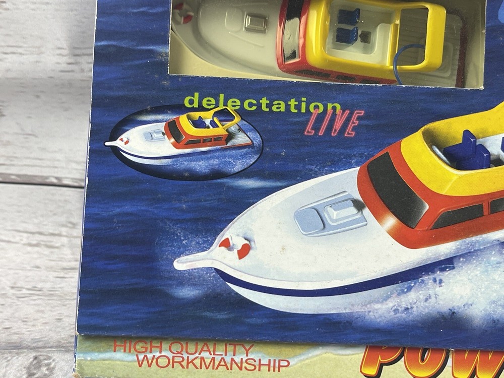 Vintage Speed Boat Powered 1:64 Scale Workmanship Full Function Radio Control