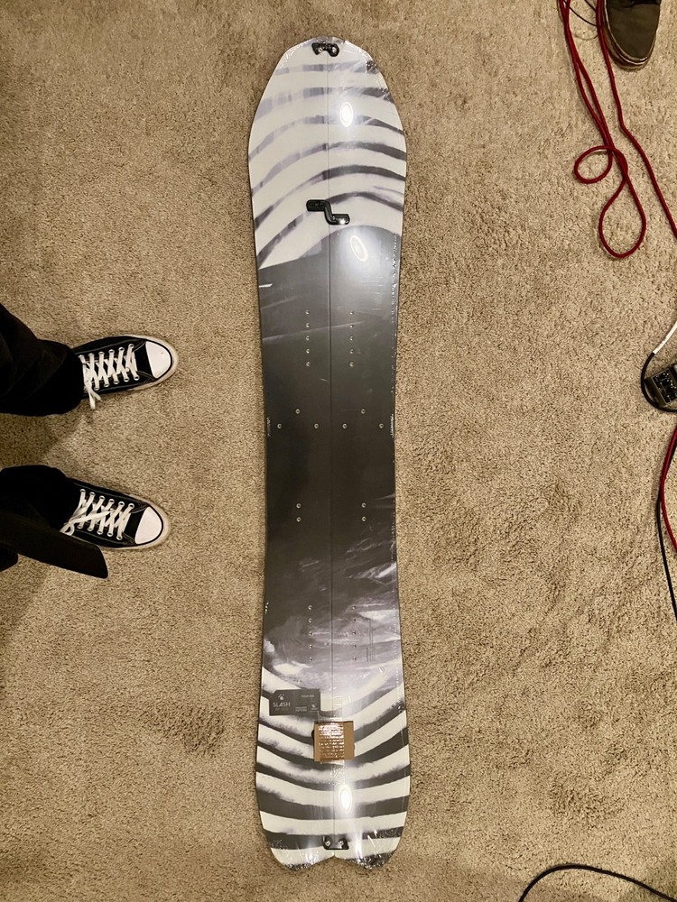 SLASH Snowboards, "Gigi" SPLIT-BOARD (BRAND NEW).