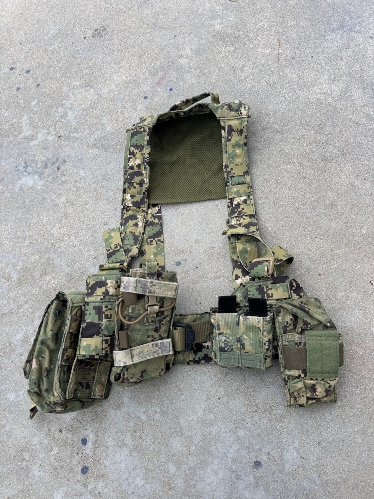 Eagle Industries AOR2 H-Harness w/ Inner Belt & Pouches