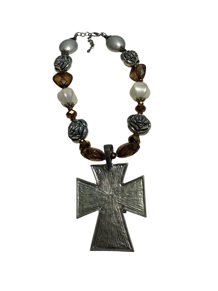 Cross Pendant Necklace With Earrings
