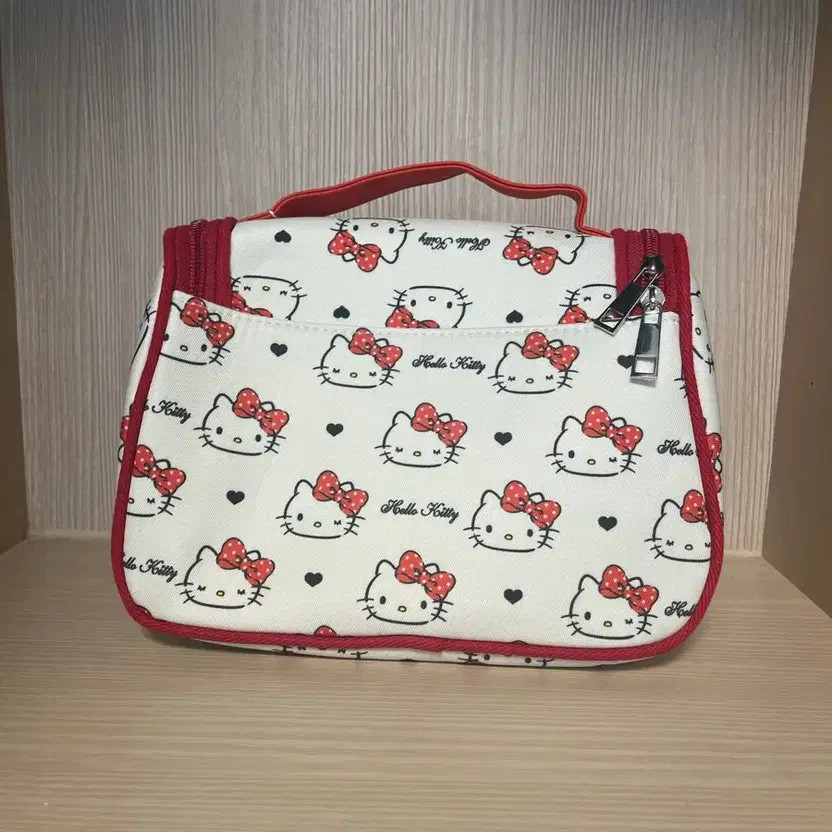 Hello Kitty Pouch Lunch Bag Official