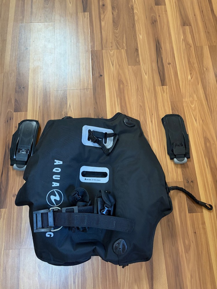 Aqualung Dimension SCUBA BCD (Size ML)