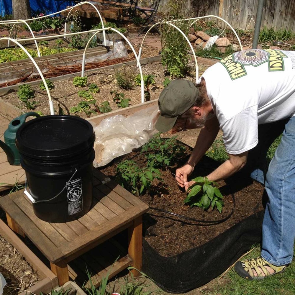 Blumat Small Box Kit w/ 5-Gallon Reservoir - Automatic Drip Irrigation System