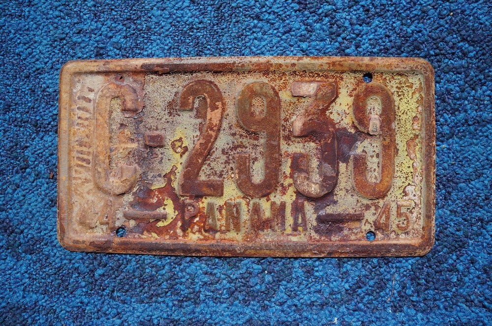 1944 1945 PANAMA License Plate