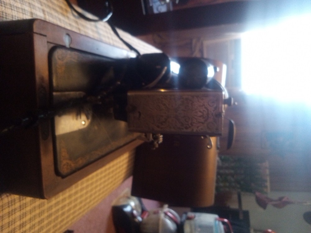 singer sewing machine vintage