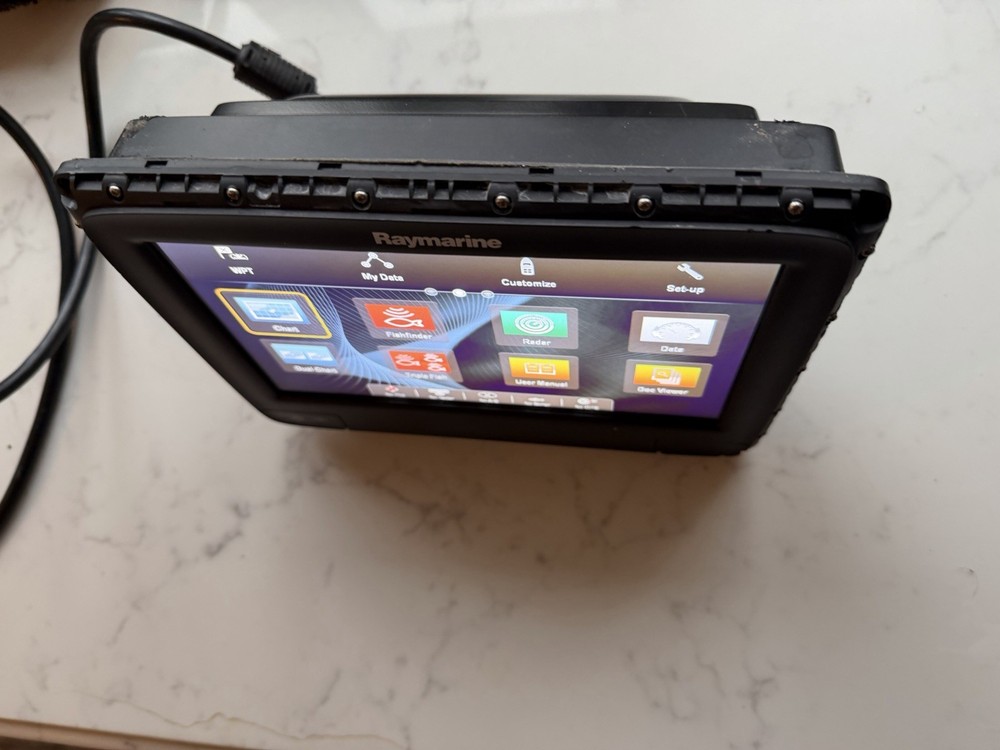 Raymarine a95 E70232 Marine 9” Touchscreen MFD Chartplotter Display with WiFi