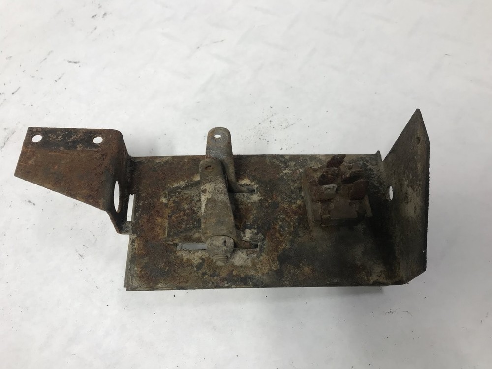 Mack DM600 Heater A/C Temperature Controls - Used