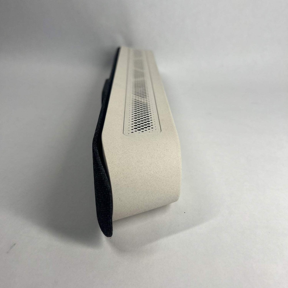 Poly Studio X30 Sound Bar P018