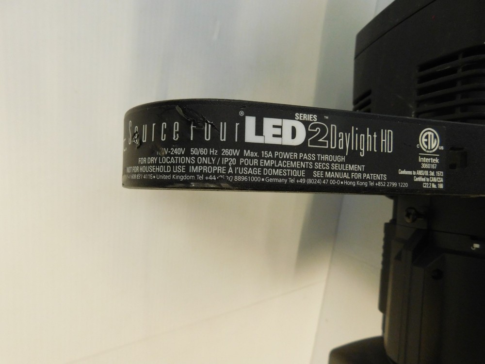SOURCE FOUR ETC LED 2DAYLIGHT HD LIGHTING SYSTEM W/ FRESHNELL ADAPTER (SPM93)