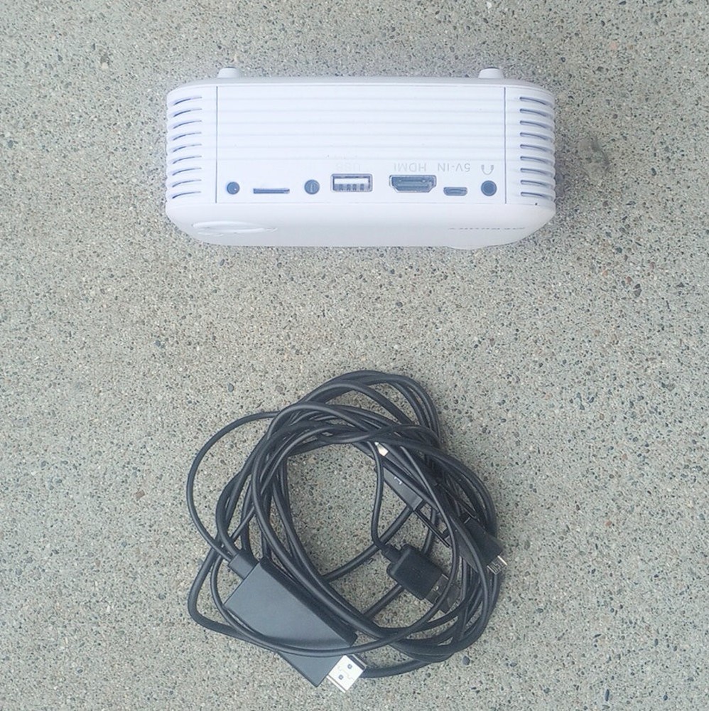 MERKURY INNOVATIONS LUMENSE GEN MINI PROJECTOR