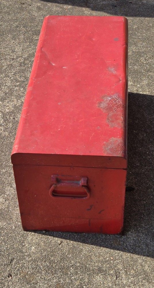 Vintage Snap-On Tools Toolbox - Red Read Description