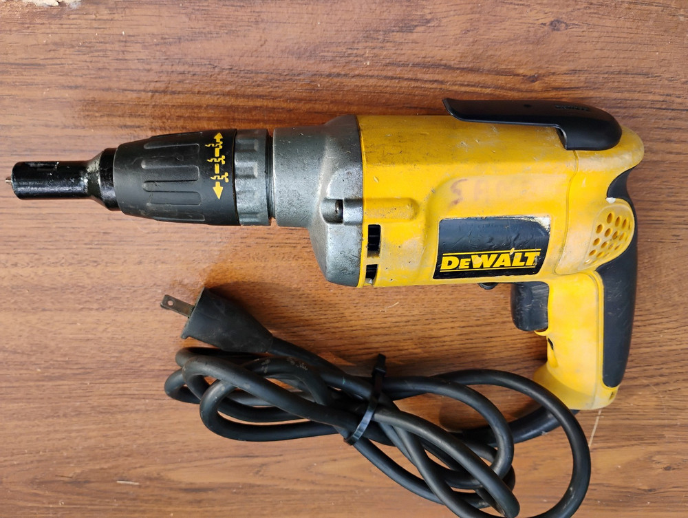 DEWALT DW272R 6.3 Amp Drywall Screwdriver