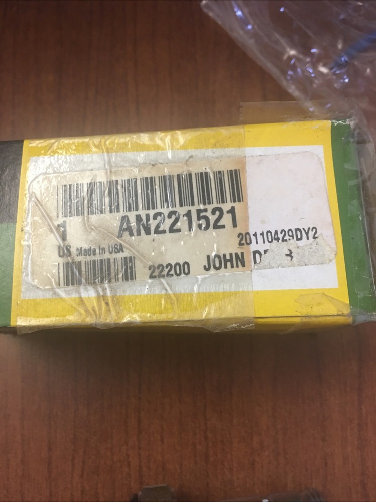 New John Deere AN221521 Spool Valve