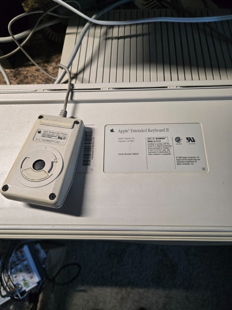 Apple Macintosh LC II Complete System - Tested Working