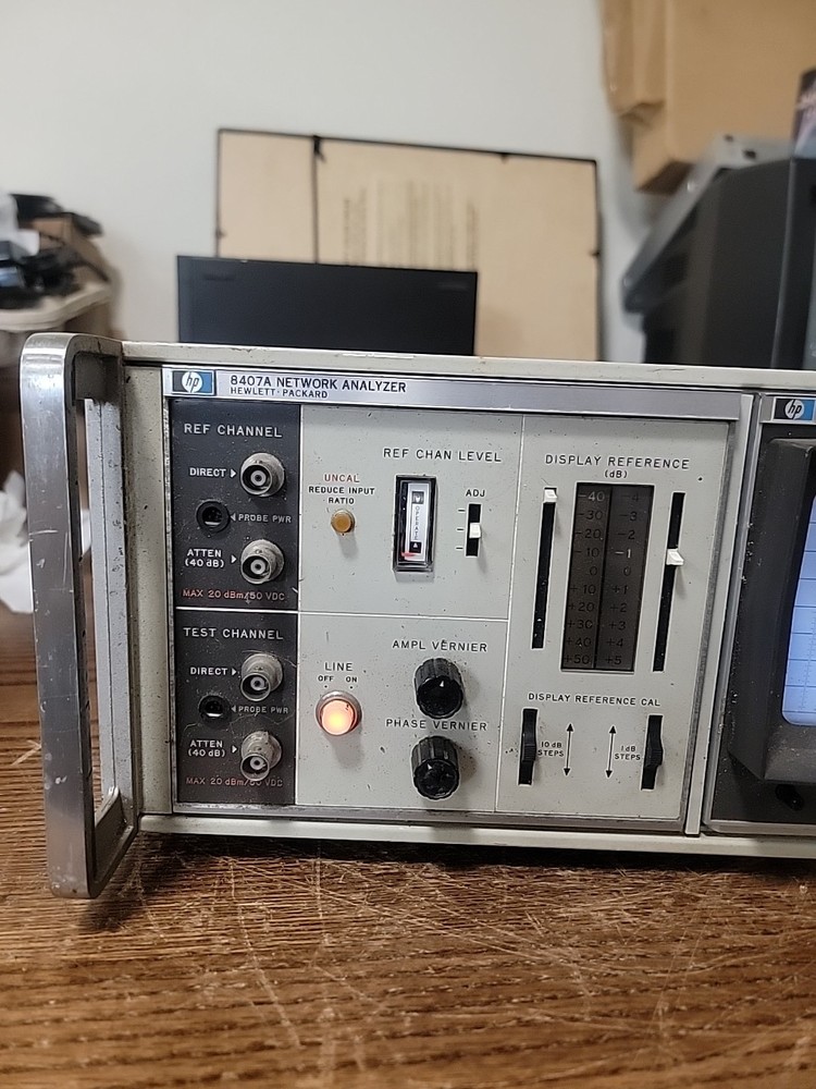 HP 8407A Network Analyzer