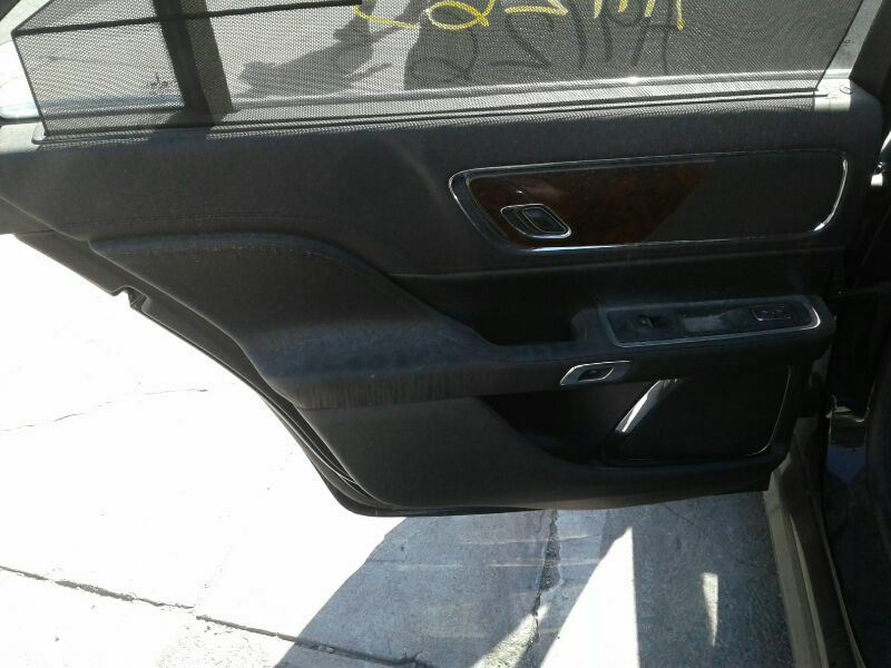 CONTINTAL 2017 Rocker Panel Moulding 76767