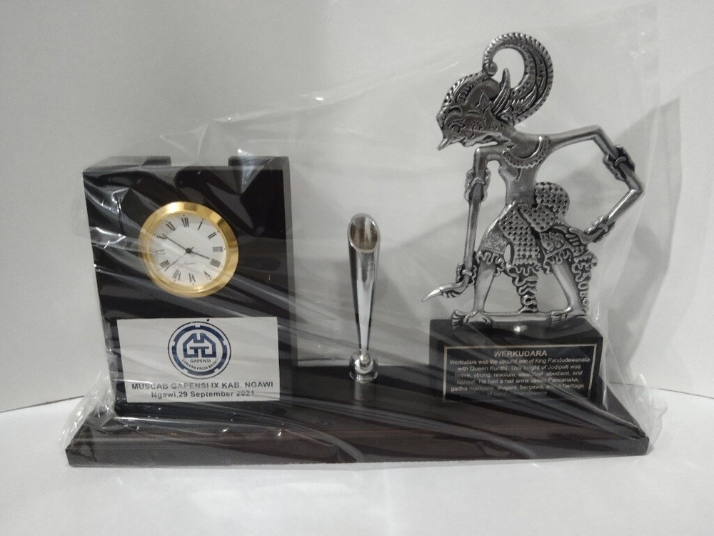 Pen Holder Wayang Indonesia