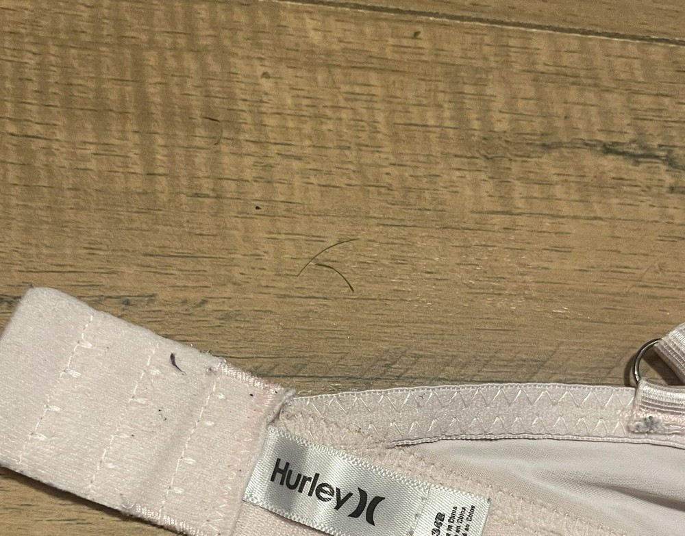 Hurley Wireless Light Pink Bra Size 34B