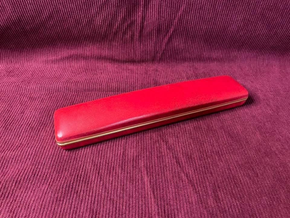 Vintage Levrette Watch Box