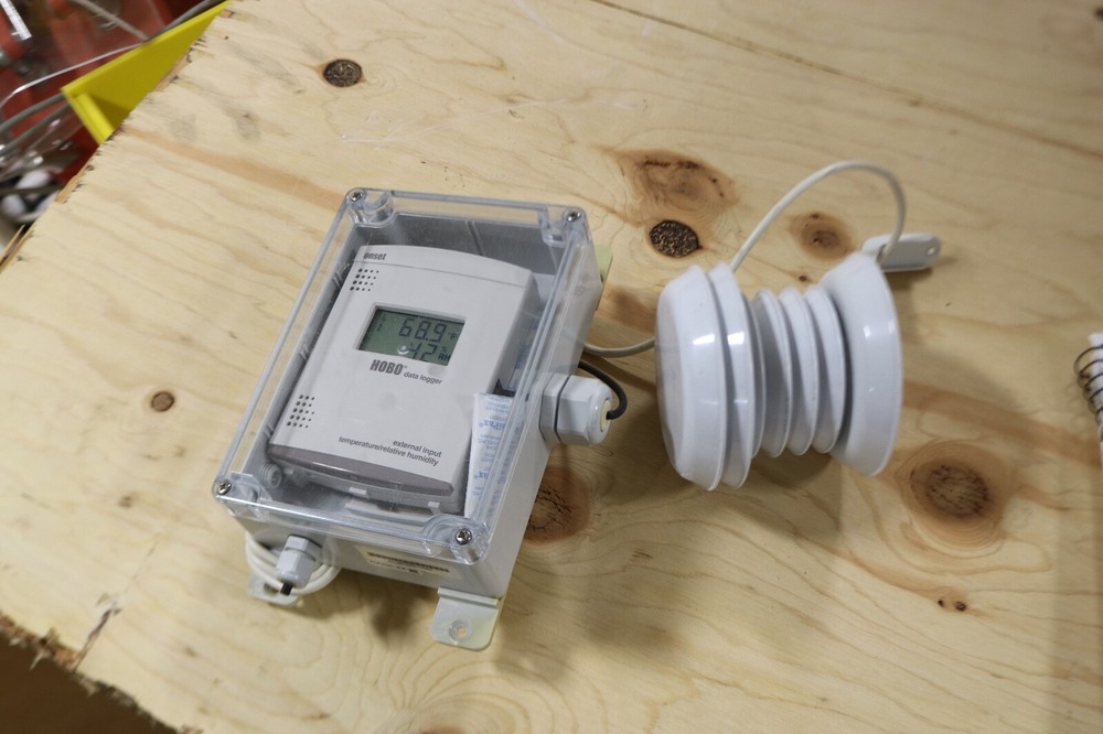 Onset HOBO U14-002 Data Logger Temp Relative Humidity External Input