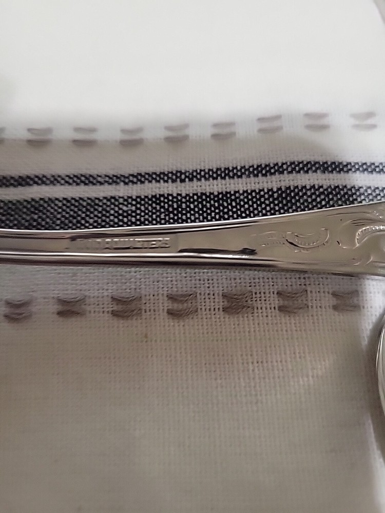 2 LQF2 Livingquarters Spoons