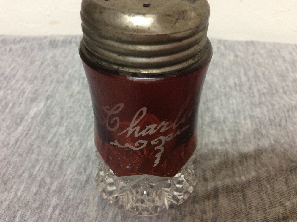 Antique Duncan Miller Button Arches Ruby Flashed Salt & Pepper Shaker